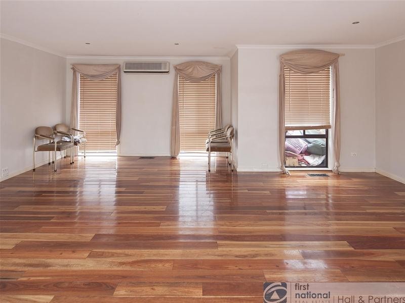 30 Regal Avenue, Hallam VIC 3803