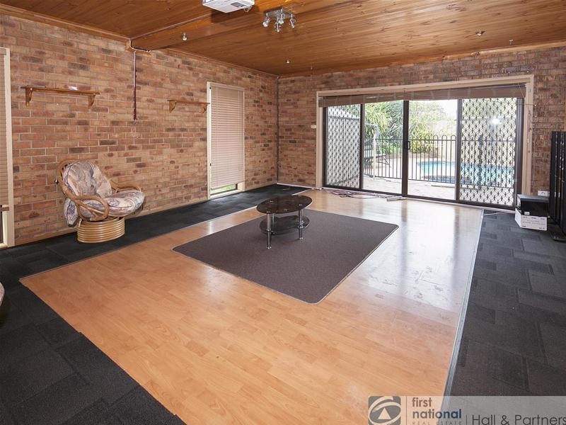 30 Regal Avenue, Hallam VIC 3803