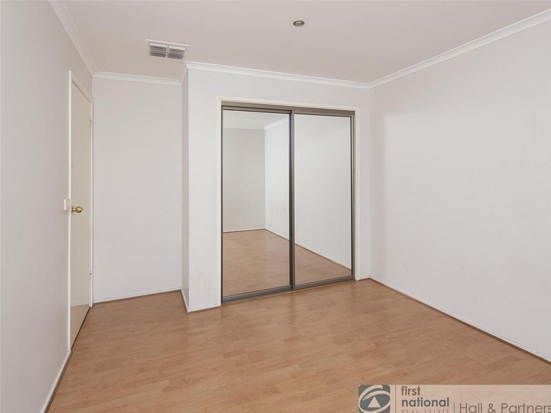 30 Regal Avenue, Hallam VIC 3803