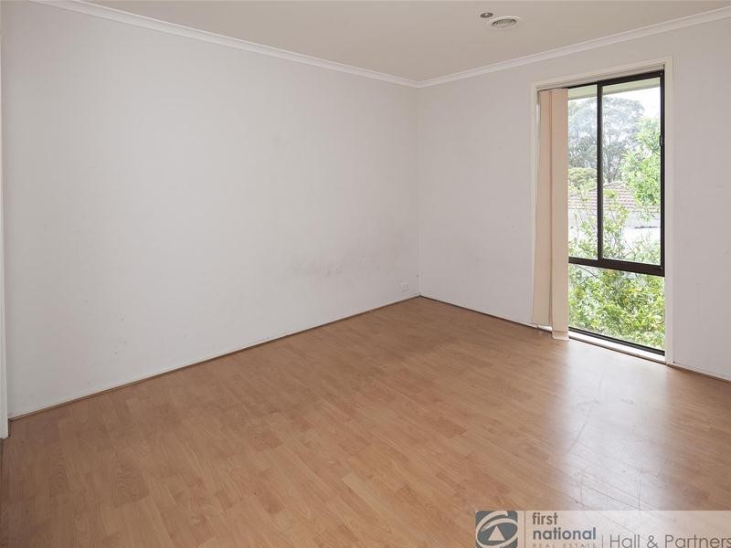 30 Regal Avenue, Hallam VIC 3803