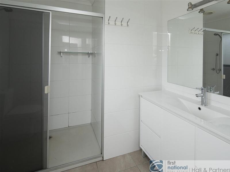 30 Regal Avenue, Hallam VIC 3803