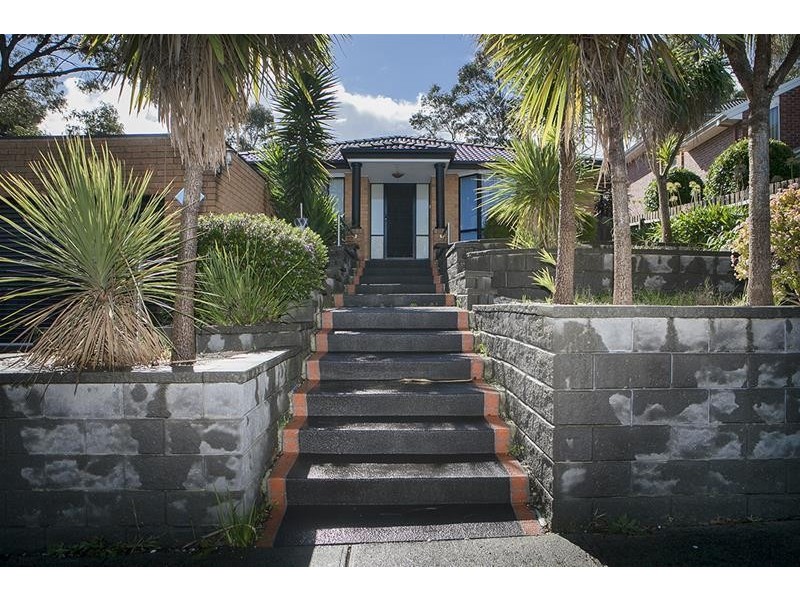 110 Reema Boulevard, Endeavour Hills VIC 3802