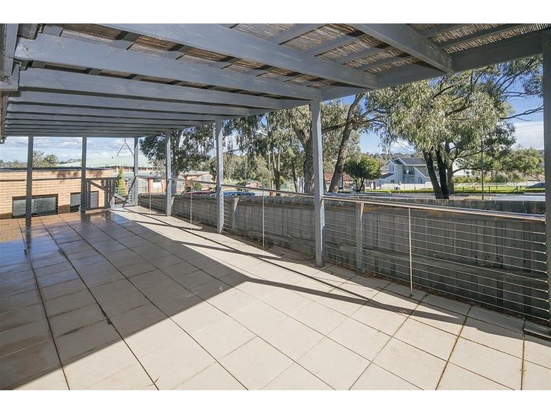 110 Reema Boulevard, Endeavour Hills VIC 3802