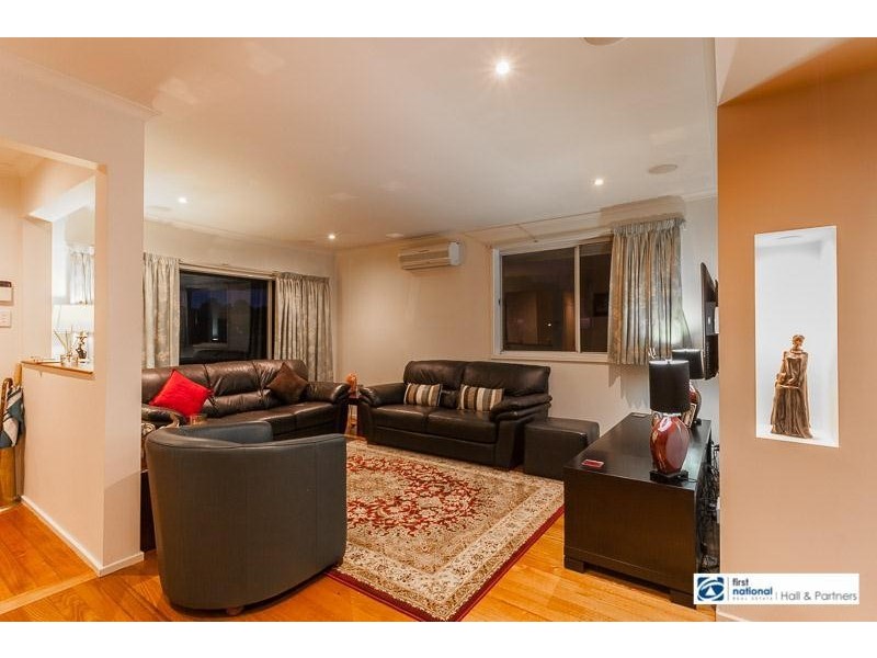 17 Coolavin Road, Noble Park North VIC 3174