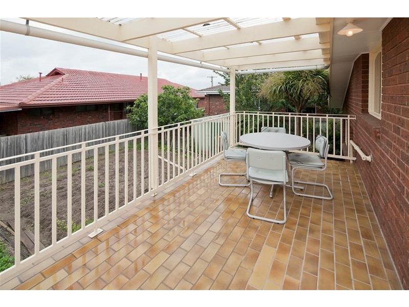 70 Wilma Avenue, Dandenong VIC 3175