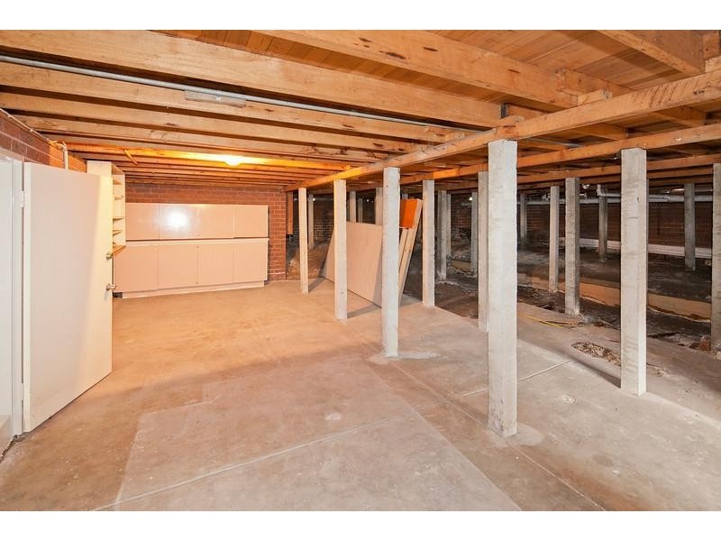 70 Wilma Avenue, Dandenong VIC 3175