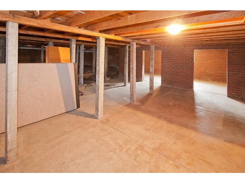 70 Wilma Avenue, Dandenong VIC 3175