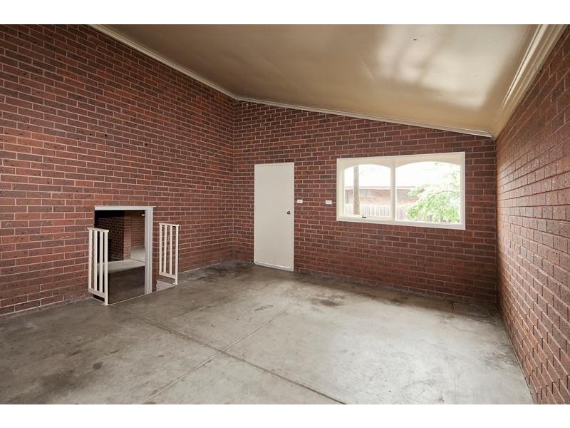 70 Wilma Avenue, Dandenong VIC 3175