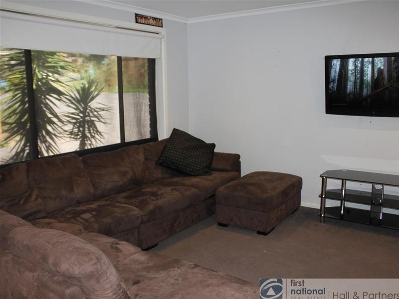 2/33 David Collins Drive, Endeavour Hills VIC 3802