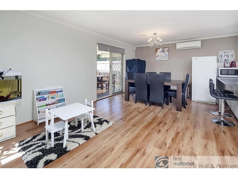 5 Edgewood Close Close, Narre Warren South VIC 3805