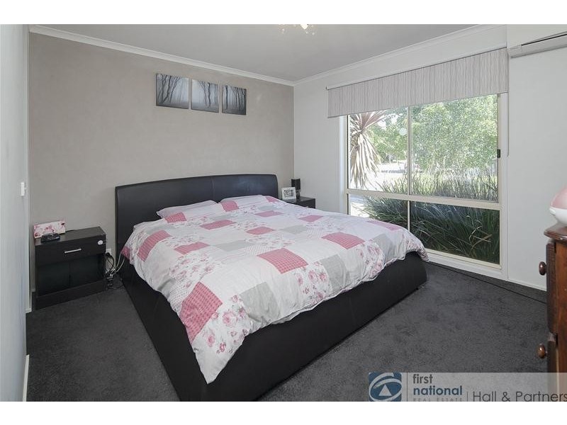 5 Edgewood Close Close, Narre Warren South VIC 3805