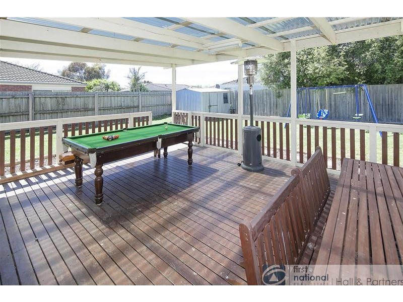 5 Edgewood Close Close, Narre Warren South VIC 3805