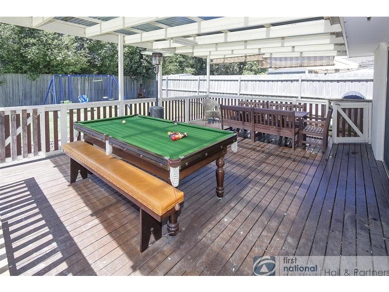 5 Edgewood Close Close, Narre Warren South VIC 3805