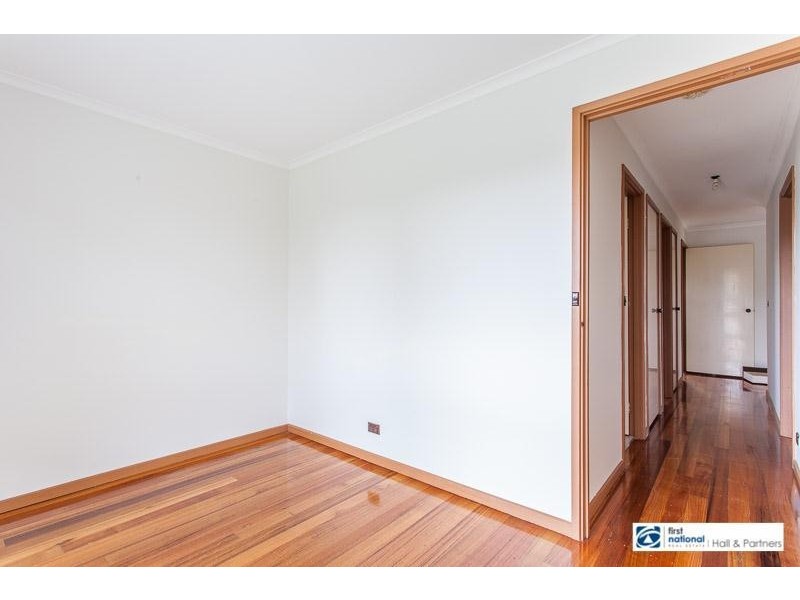 42 Fernbank Crescent, Mulgrave VIC 3170