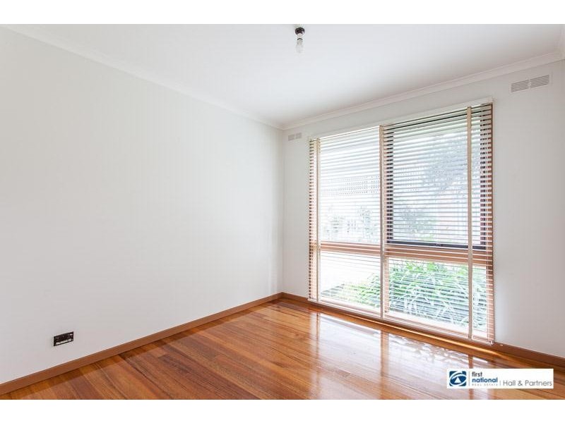 42 Fernbank Crescent, Mulgrave VIC 3170