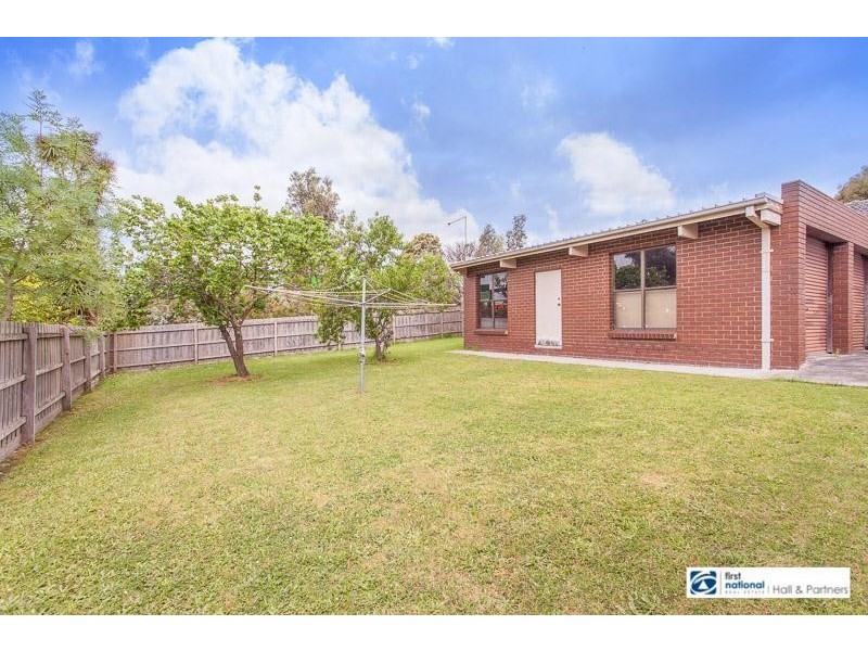 42 Fernbank Crescent, Mulgrave VIC 3170