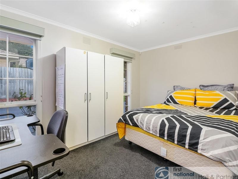 4 Rearden Close, Endeavour Hills VIC 3802