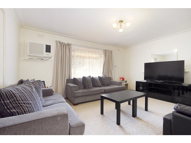 1/21 Barbara Avenue, Dandenong North VIC 3175