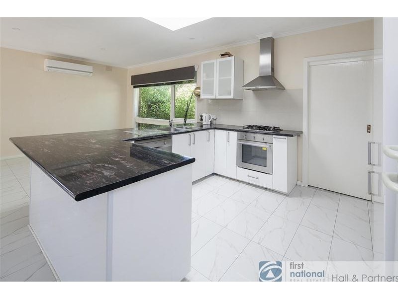 2 Carson Street, Mulgrave VIC 3170