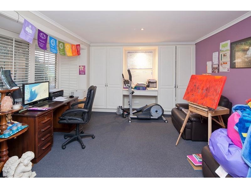 109 Shetland Street, Endeavour Hills VIC 3802