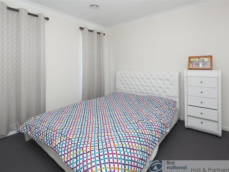 15 Donatello Crescent, Narre Warren VIC 3805