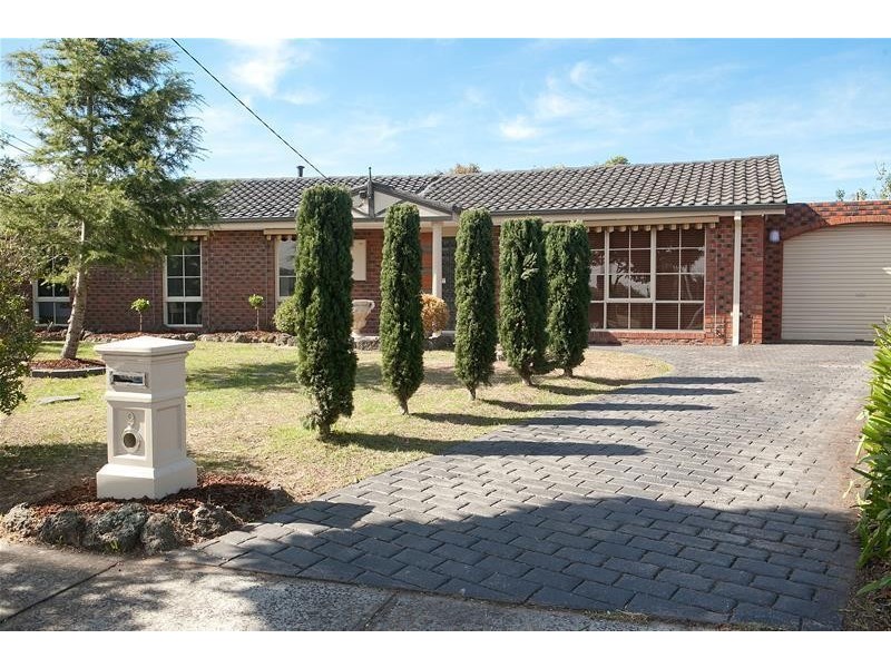 9 Inglebrae Court, Noble Park North VIC 3174