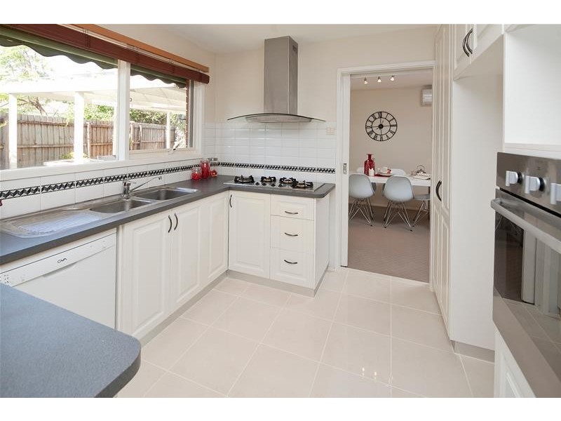 9 Inglebrae Court, Noble Park North VIC 3174