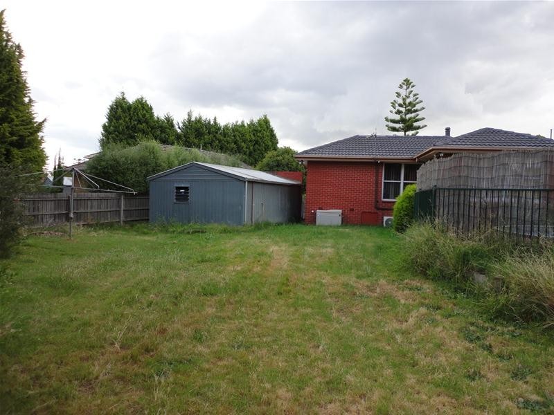 19 Lotus Crescent, Mulgrave VIC 3170