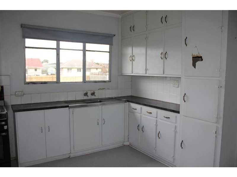 16 Curtin Crescent, Dandenong North VIC 3175