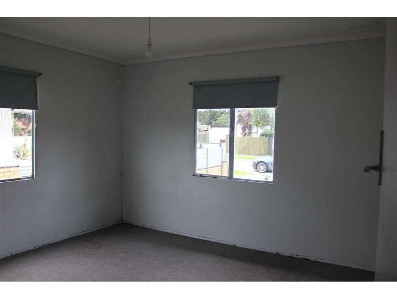 16 Curtin Crescent, Dandenong North VIC 3175