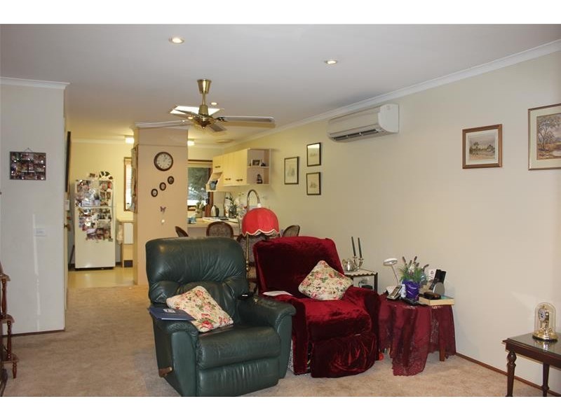 10/112 Stud Road, Dandenong VIC 3175