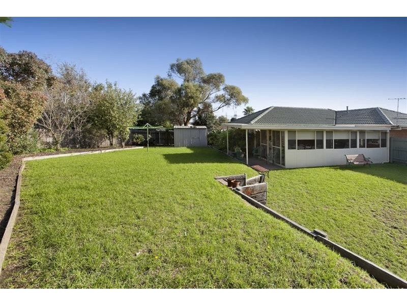 3 Kingsvale Court, Cranbourne VIC 3977