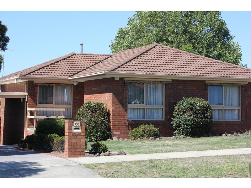 66 John Fawkner Drive, Endeavour Hills VIC 3802