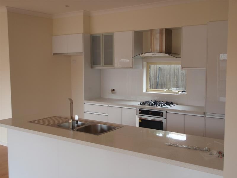 2/20 Rowan Drive, Doveton VIC 3177