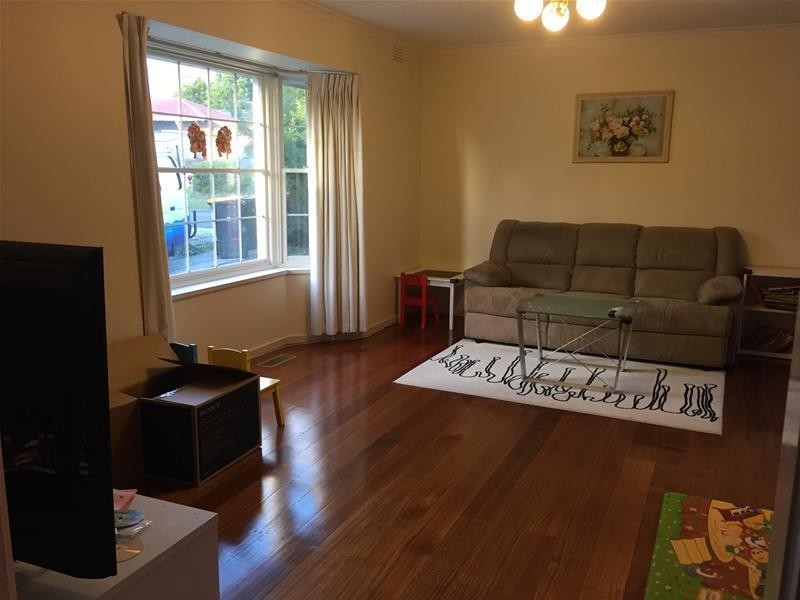 69 Huxley Avenue, Mulgrave VIC 3170