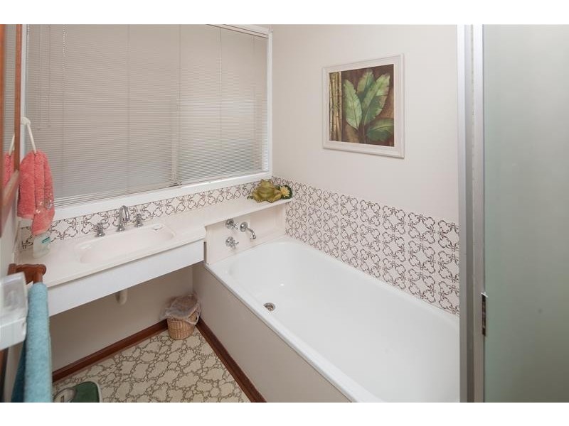 2 Lyndale Court, Dandenong North VIC 3175