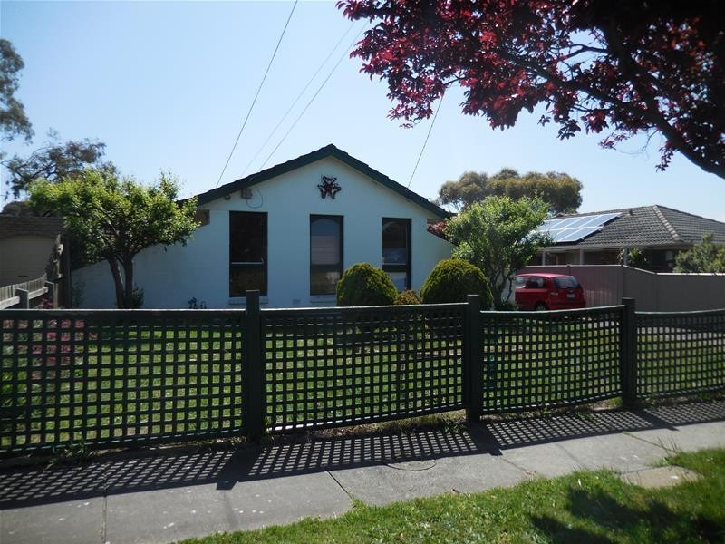71 First Avenue, Dandenong VIC 3175