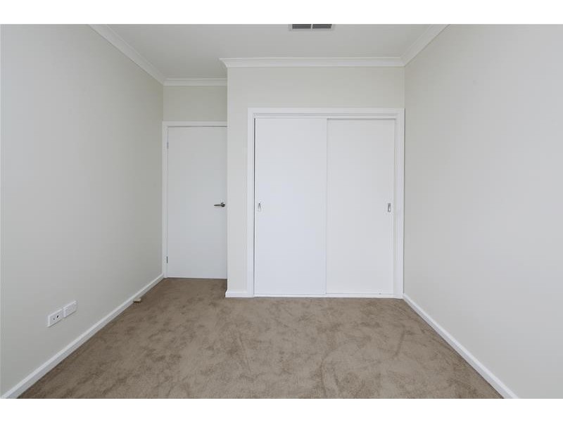 1B The Pines Court, Doveton VIC 3177