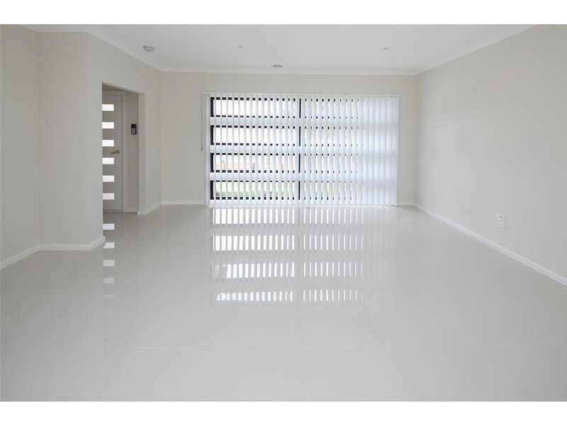 1B The Pines Court, Doveton VIC 3177