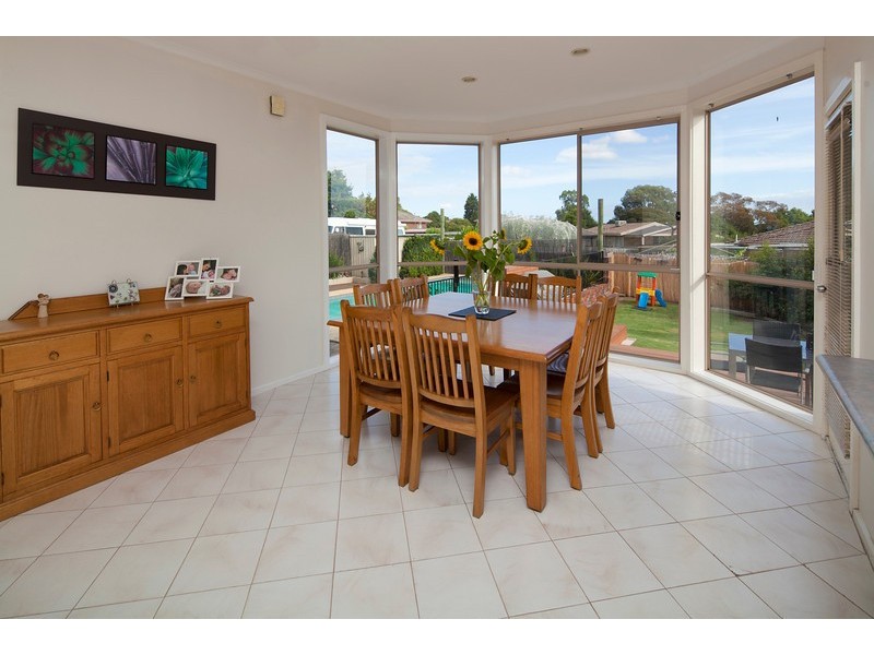 23 Zachary Hicks Crescent, Endeavour Hills VIC 3802