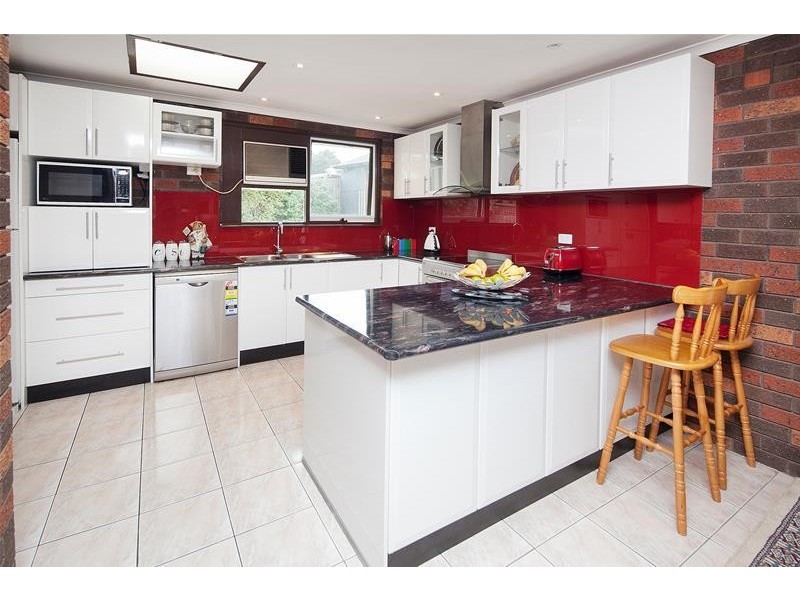 186 Gladstone Road, Dandenong North VIC 3175