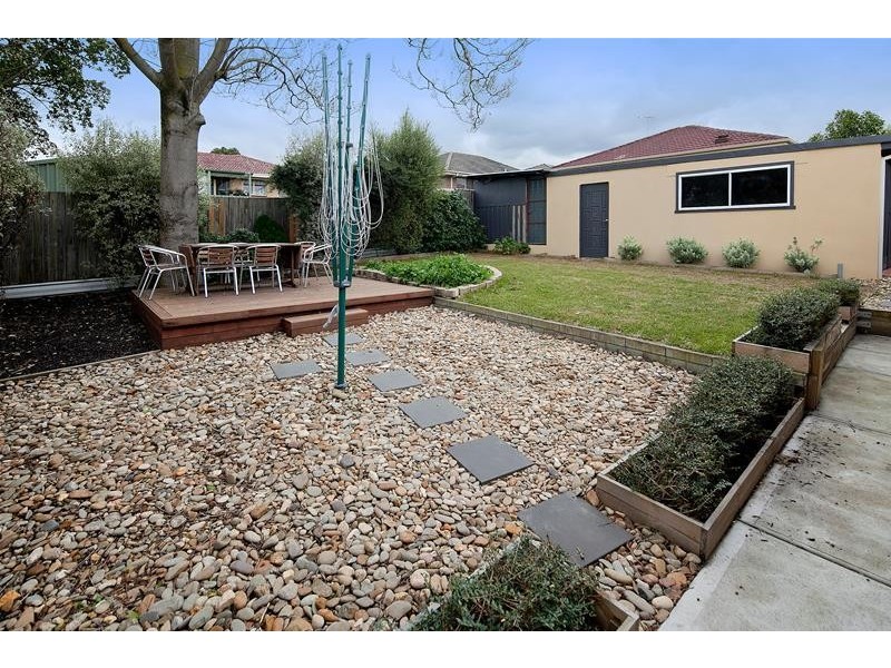 186 Gladstone Road, Dandenong North VIC 3175