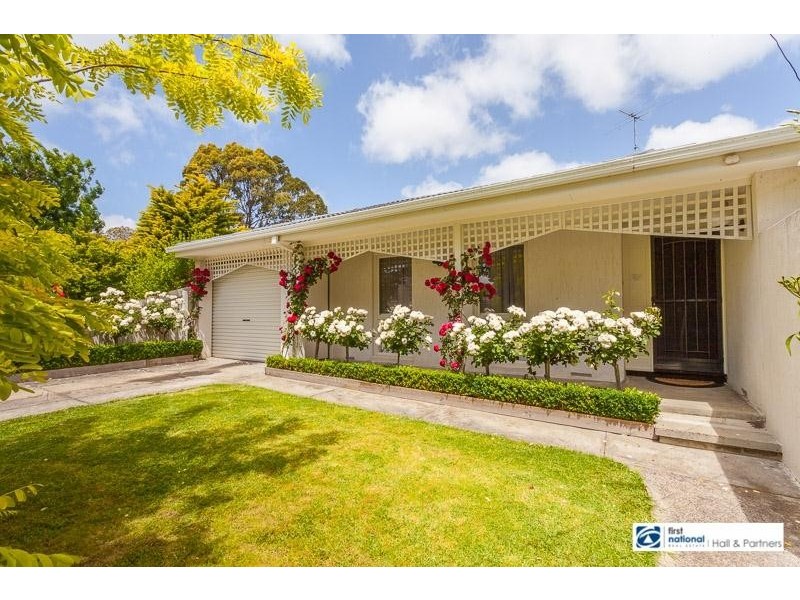 16 Templewood Avenue, Noble Park North VIC 3174