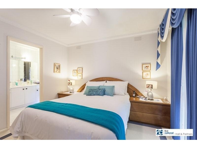 16 Templewood Avenue, Noble Park North VIC 3174