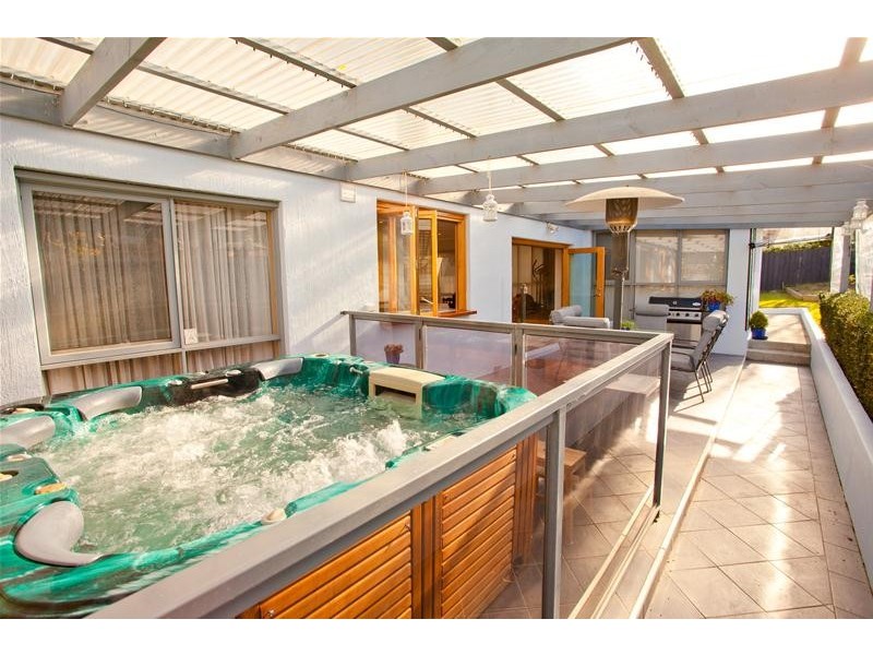 7 Freeman Court, Endeavour Hills VIC 3802