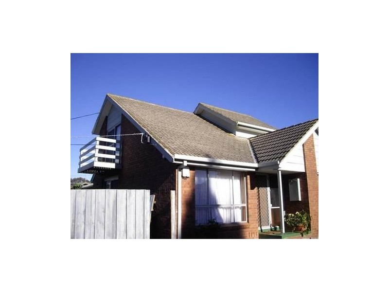 1/3 Easton Court, Dandenong North VIC 3175