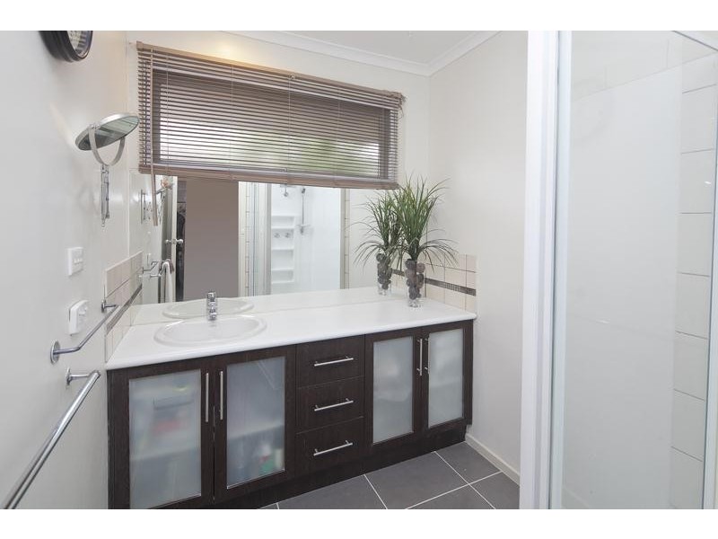 21 Aldridge Street, Endeavour Hills VIC 3802