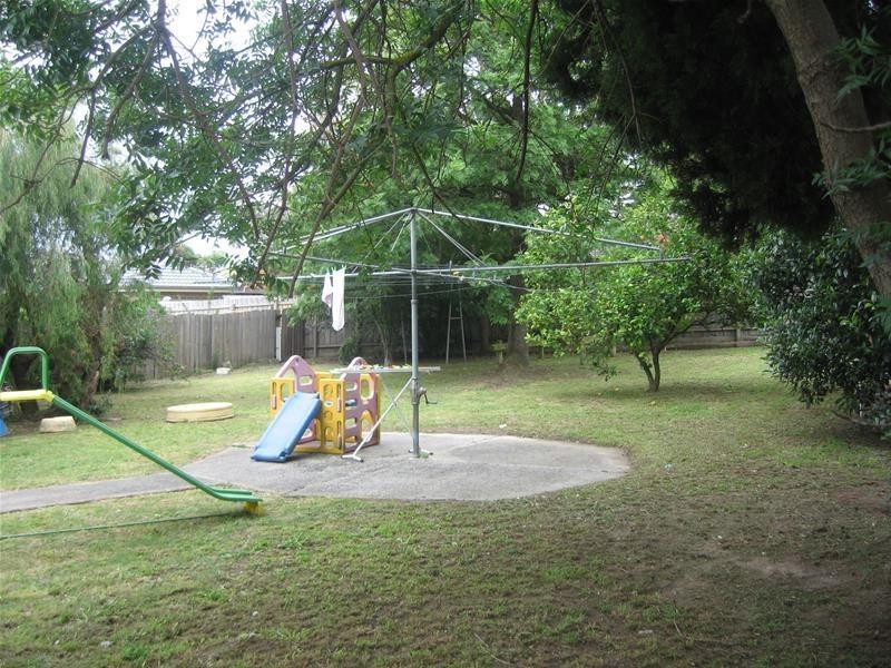 6 Marie Street, Doveton VIC 3177