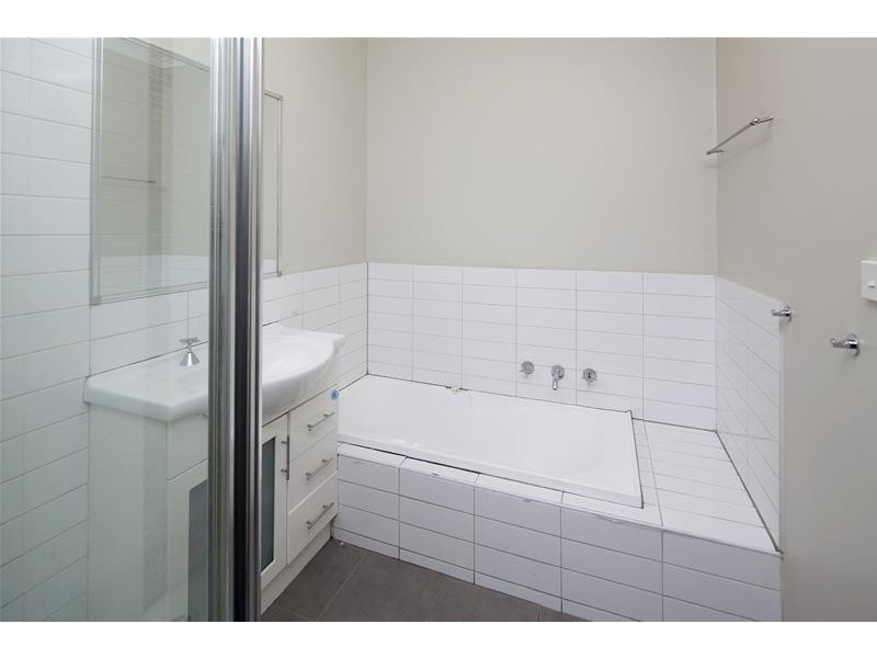 4/13 Blaby Street, Noble Park VIC 3174