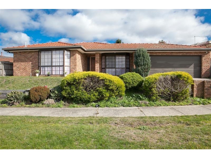 47 Hinrichsen  Drive, Hallam VIC 3803